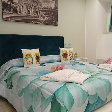 Bed and Breakfast Al Punto Giusto Catania Esterno foto