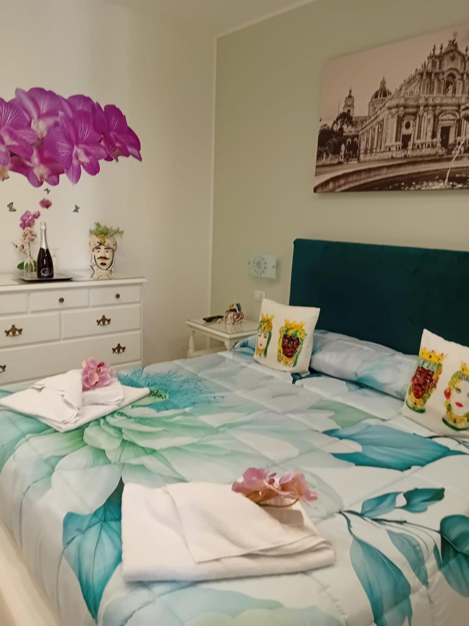 Bed and Breakfast Al Punto Giusto Catania Esterno foto
