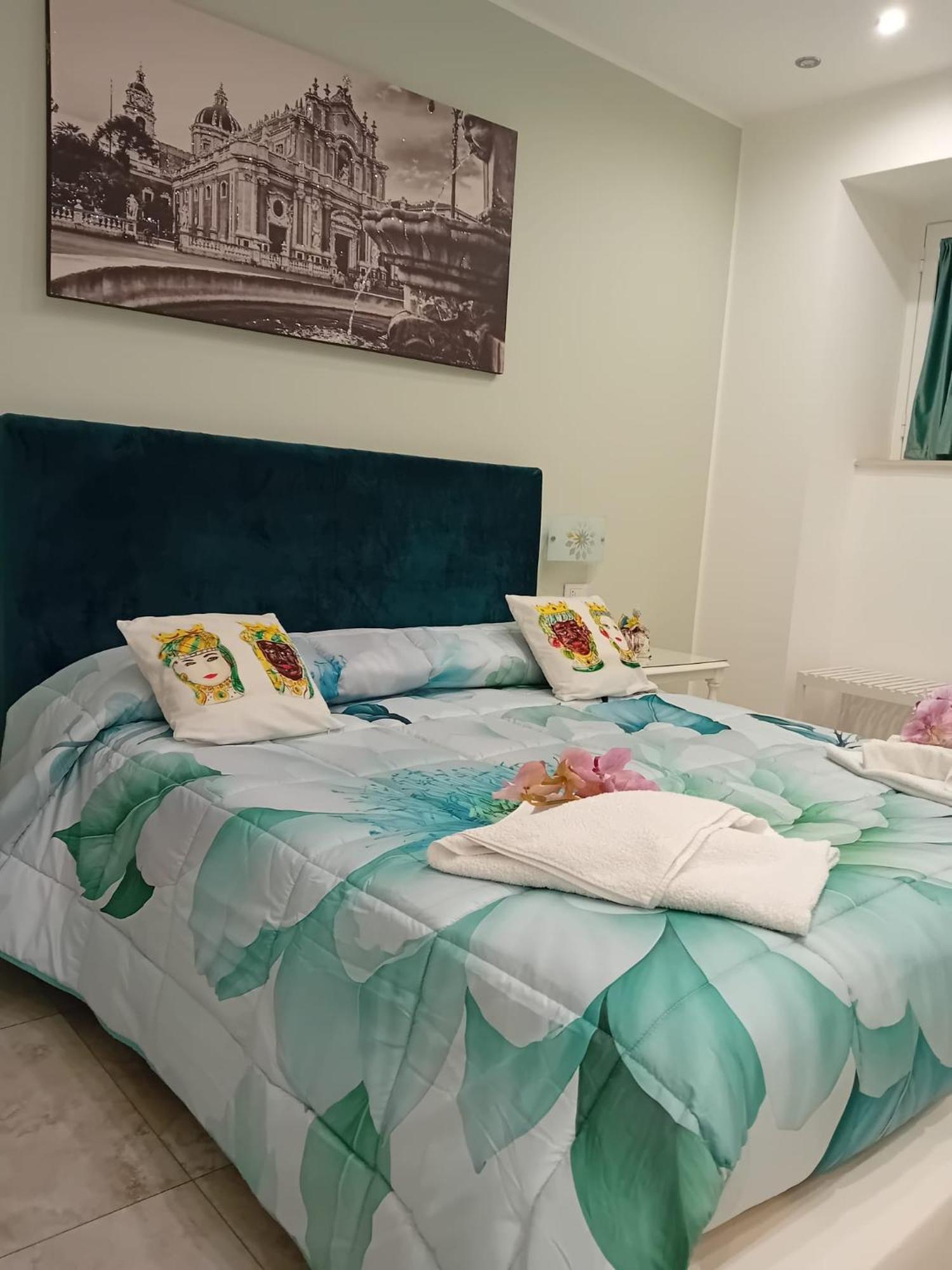 Bed and Breakfast Al Punto Giusto Catania Esterno foto